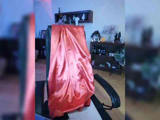 JuliaHesperaks webcam