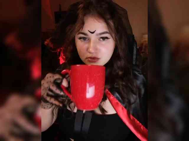 JuliaHesperaks webcam