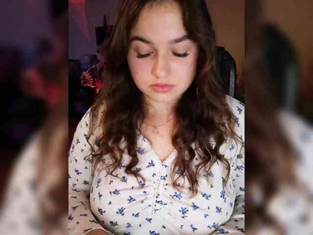 JuliaHesperaks webcam
