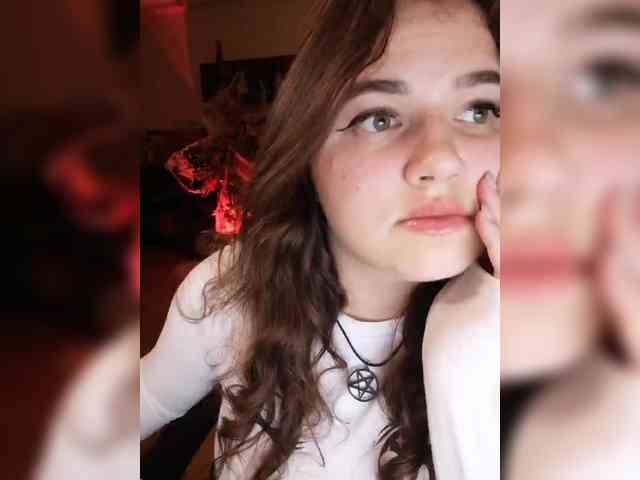 JuliaHesperaks webcam