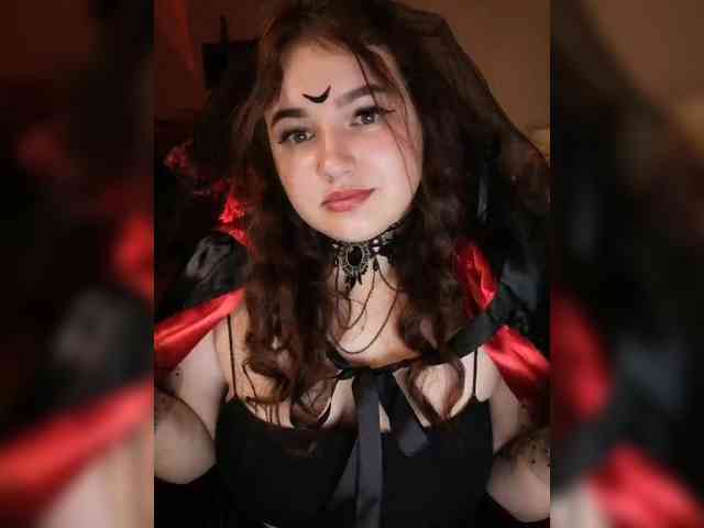 JuliaHesperaks webcam