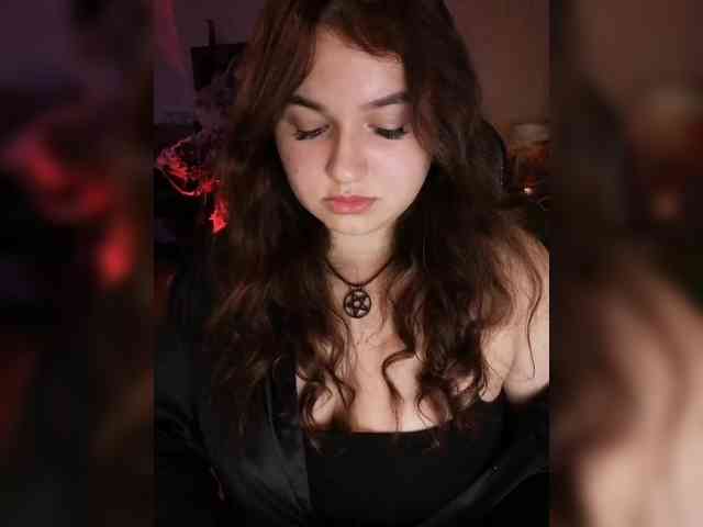 JuliaHesperaks webcam