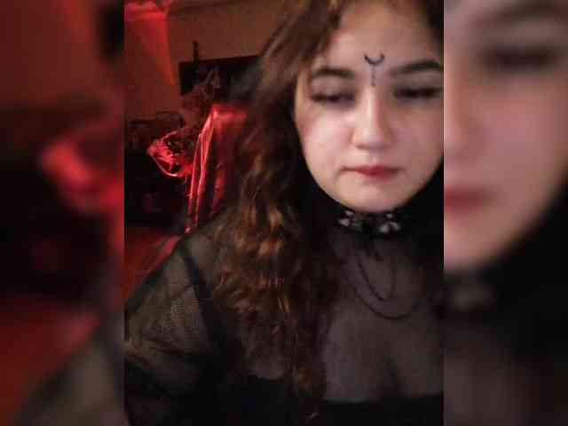 JuliaHesperaks webcam