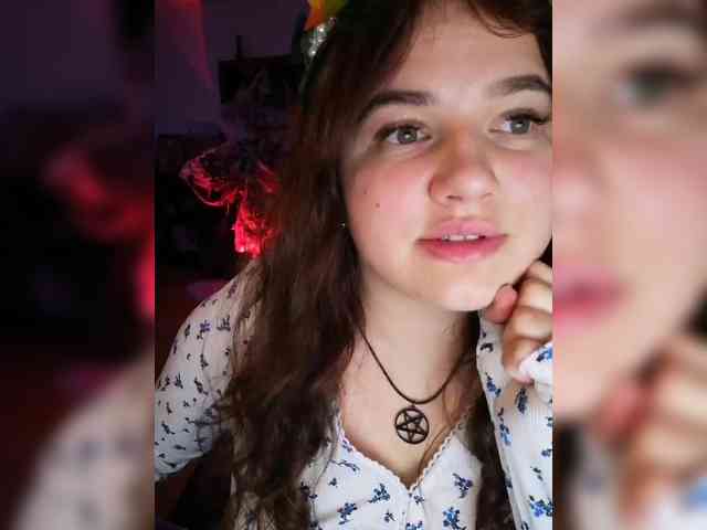 JuliaHesperaks webcam