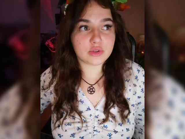 JuliaHesperaks webcam