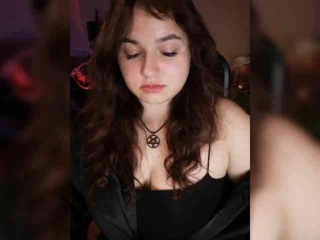 JuliaHesperaks webcam