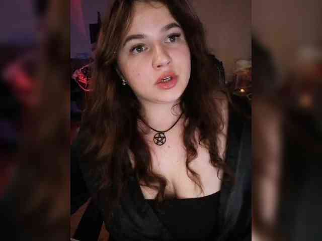 JuliaHesperaks webcam