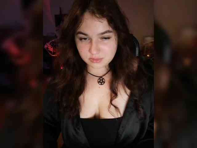 JuliaHesperaks webcam