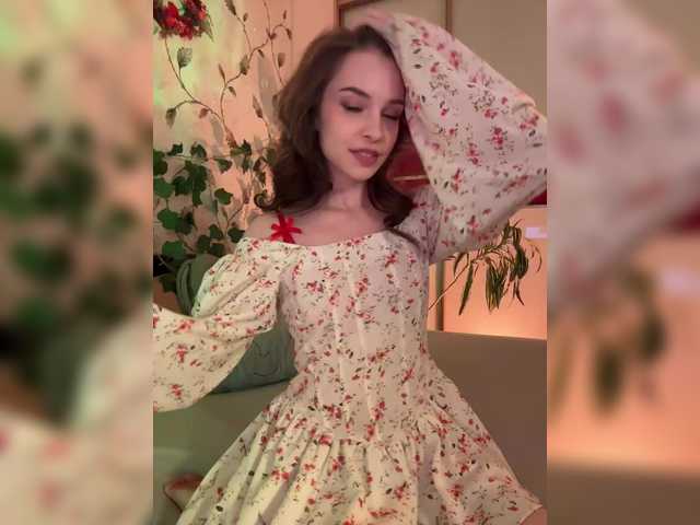 Vai a chattare su WednesdayFridayAddams WednesdayFridayAddams