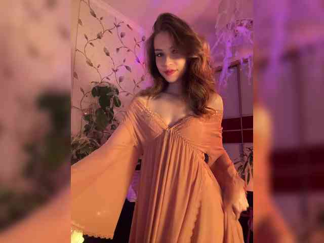 WednesdayFridayAddams webcam