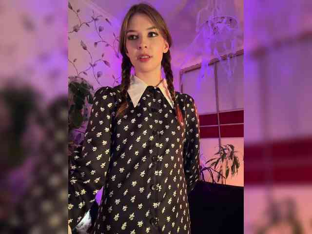 WednesdayFridayAddams webcam