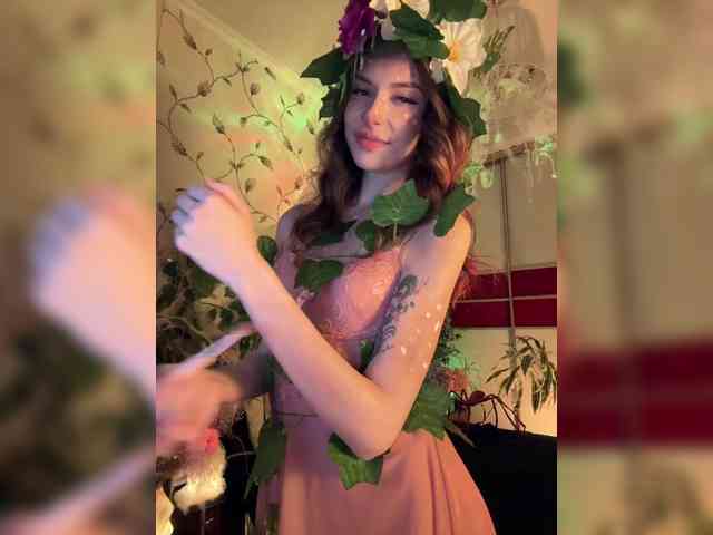 WednesdayFridayAddams webcam