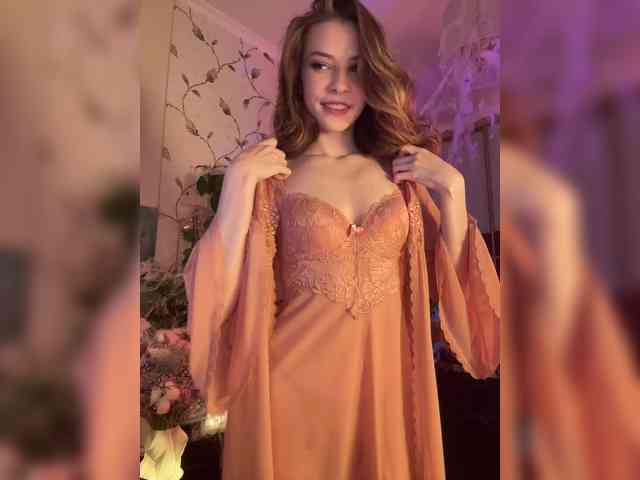 WednesdayFridayAddams webcam