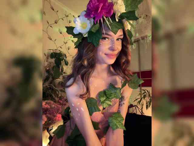 WednesdayFridayAddams webcam