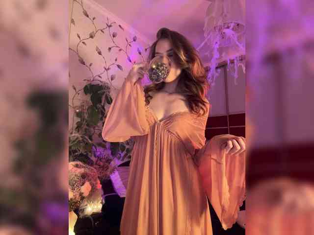 WednesdayFridayAddams webcam