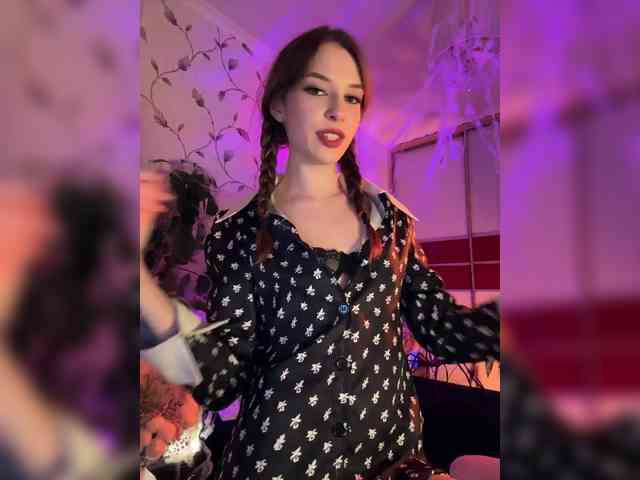 WednesdayFridayAddams webcam