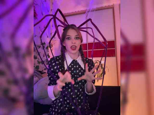 WednesdayFridayAddams webcam