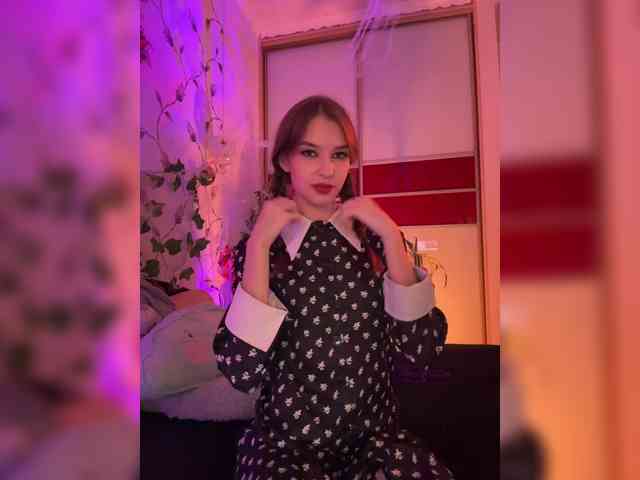 WednesdayFridayAddams webcam