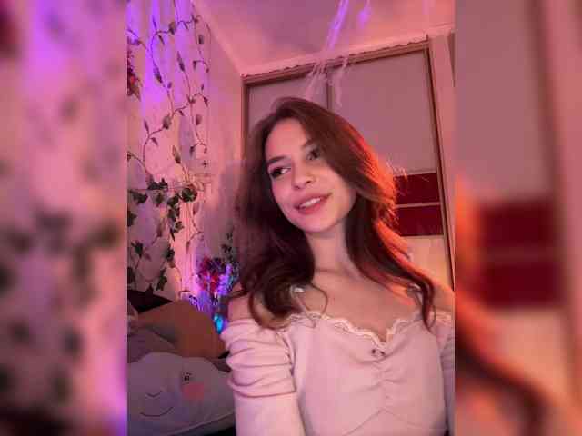 WednesdayFridayAddams webcam