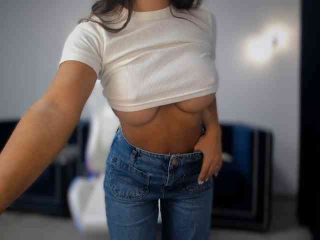 evellineeva1 webcam