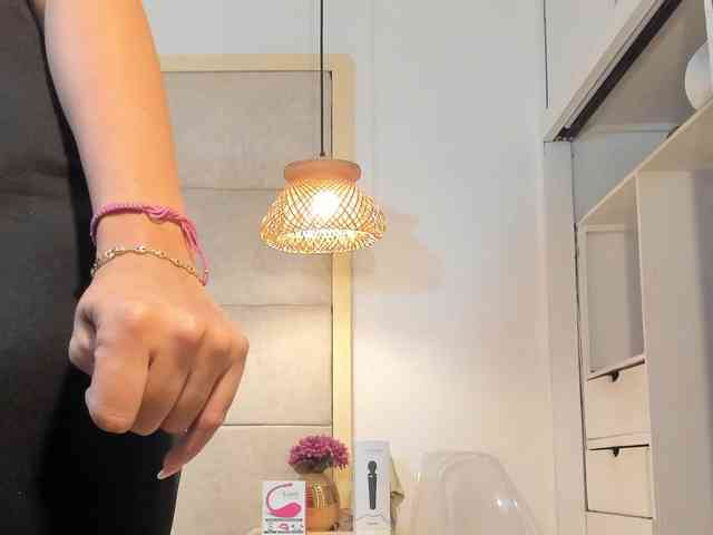 violethilton webcam