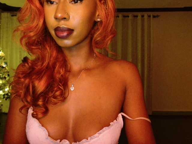 adriana-crystal23 Live Cam on BongaCams