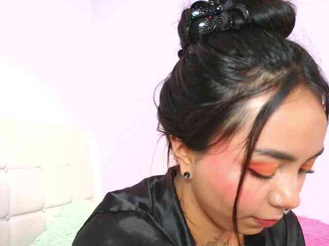 MissSoffiMorel webcam