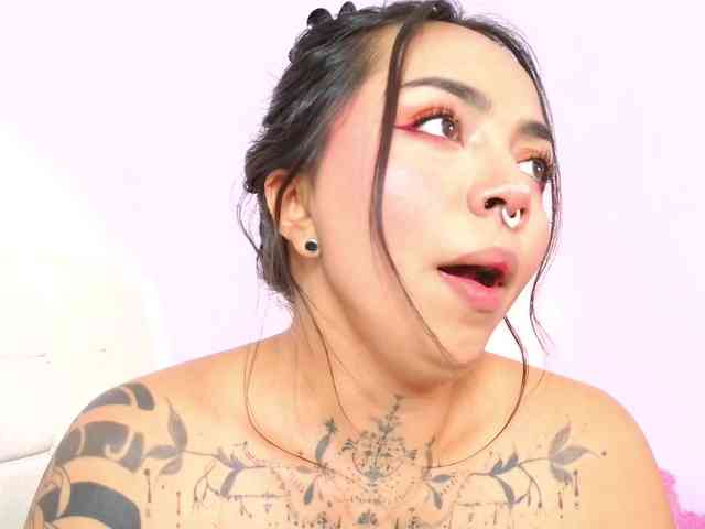 MissSoffiMorel webcam