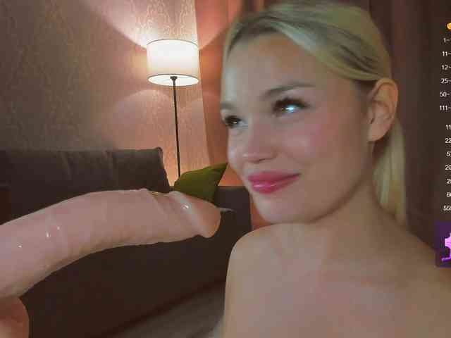 LizaTayloo webcam