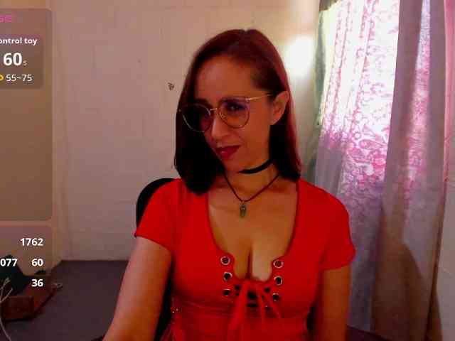 EmilyJunn webcam