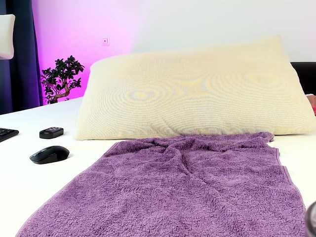 Entrez le videochat erotique avec le
modèle Laranya Laranya