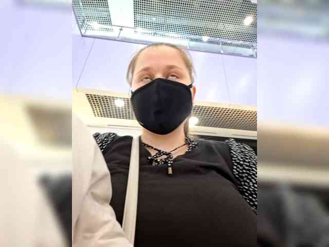 MissisZeda webcam