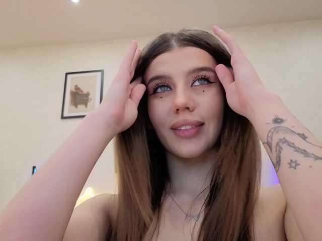 Gratis Live Sexcam mit dolly-ll dolly-ll