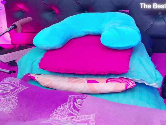 Adriana-55 webcam
