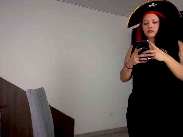 MarcellaGriffin webcam