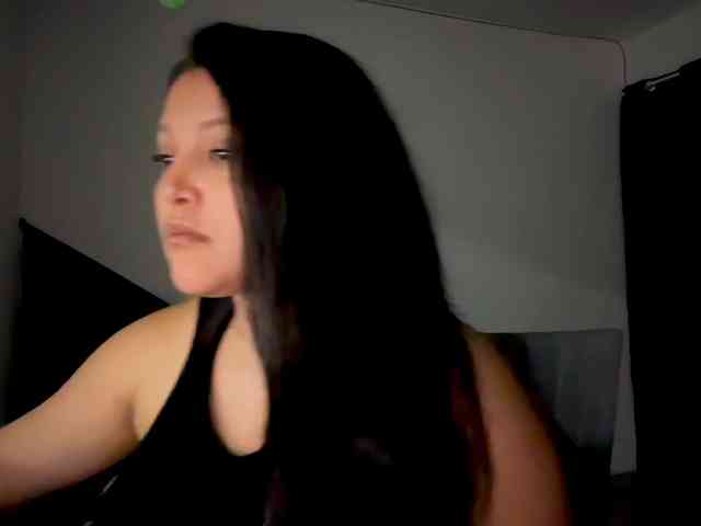 MarcellaGriffin webcam