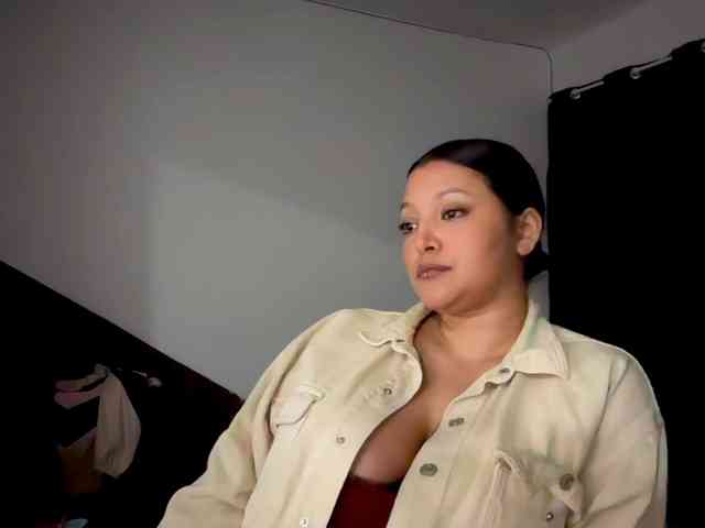 MarcellaGriffin webcam