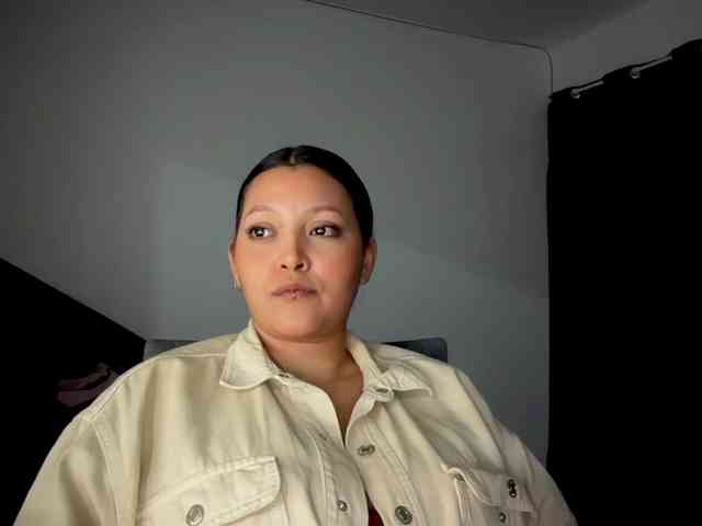 MarcellaGriffin webcam