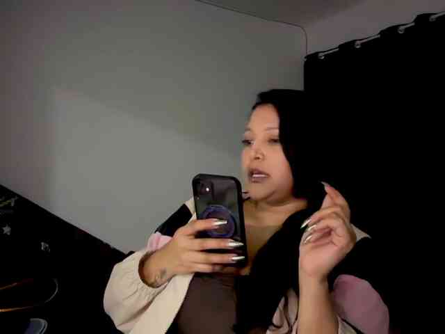 MarcellaGriffin webcam