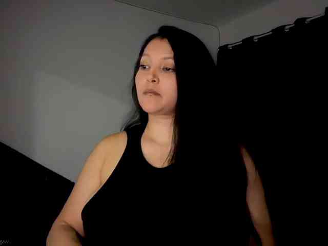 MarcellaGriffin webcam