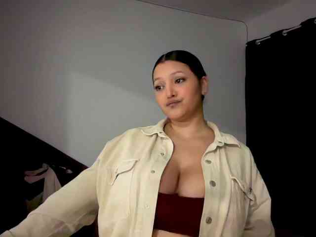 MarcellaGriffin webcam