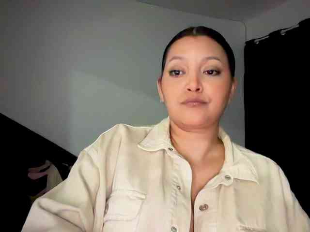 MarcellaGriffin webcam