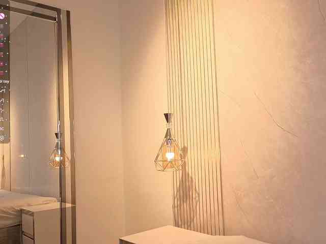 Luisa-Martinez webcam