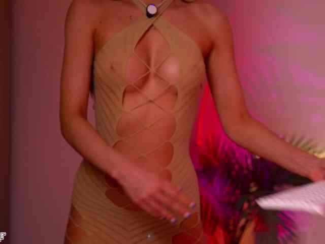 Lexi-Reed webcam