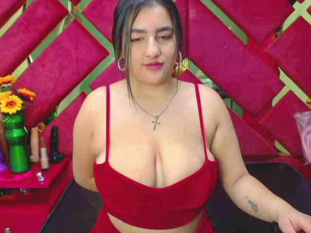 FreyjaNaugthy webcam