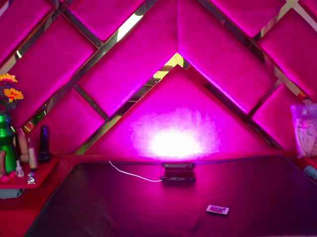 FreyjaNaugthy webcam