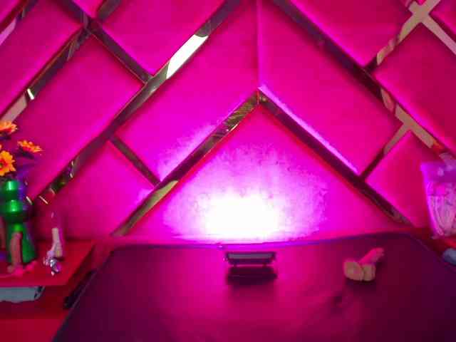 FreyjaNaugthy webcam