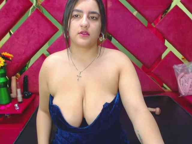 FreyjaNaugthy webcam