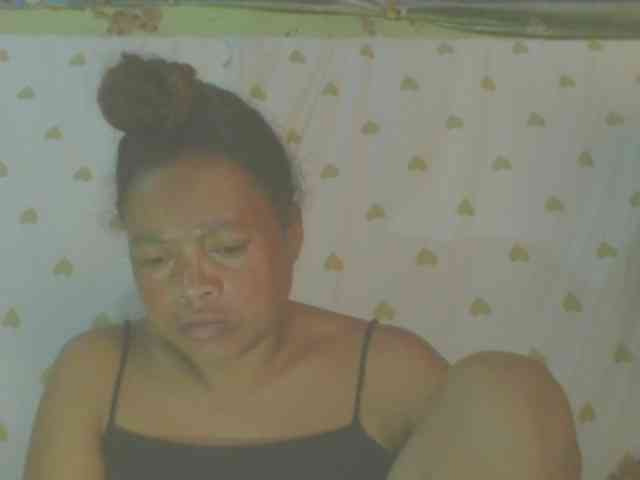 LorahXVane webcam
