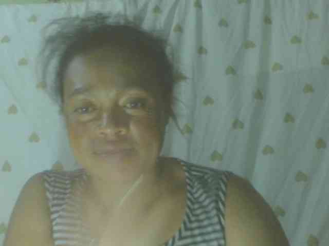 LorahXVane webcam